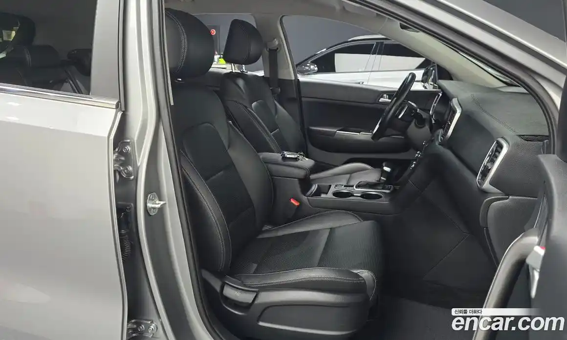 Kia Sportage 2021 2.0 Автомат в Москве № 121352, фото 10