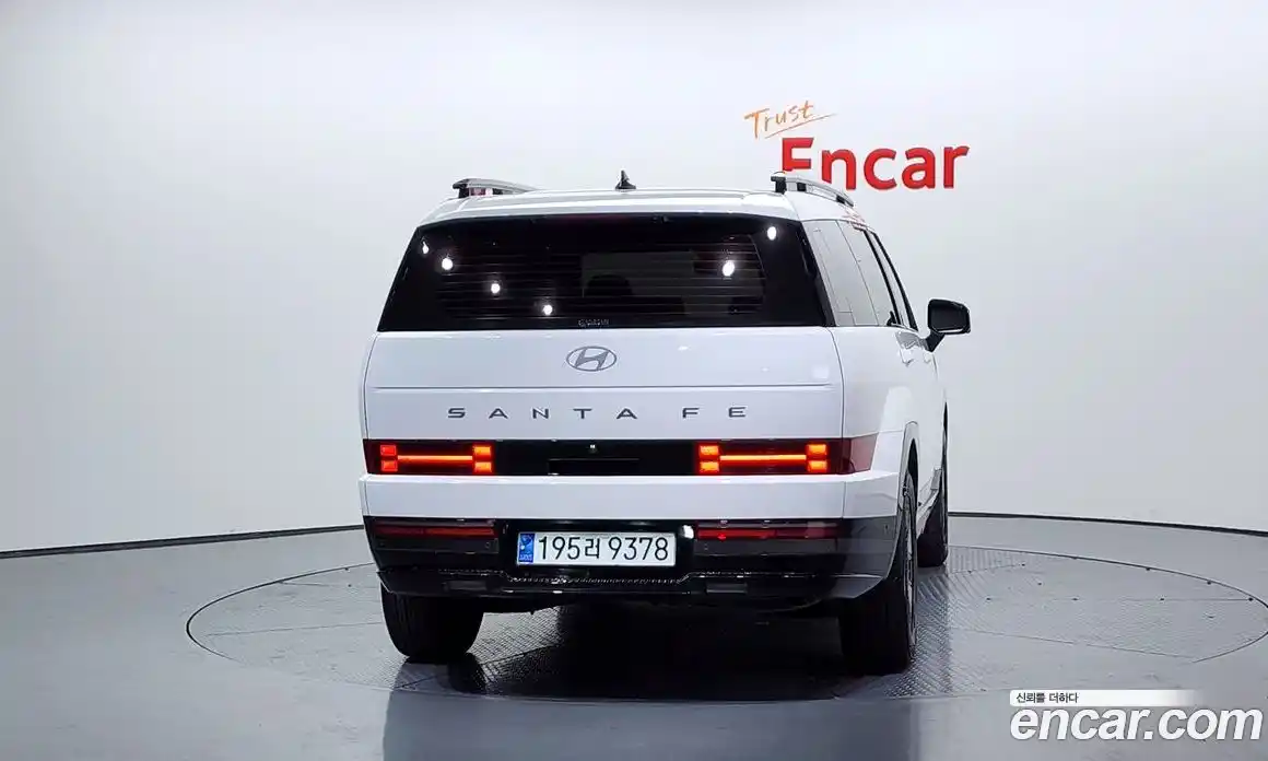 Hyundai Santa Fe 2024 1.6 Автомат в Москве № 123038, фото 8