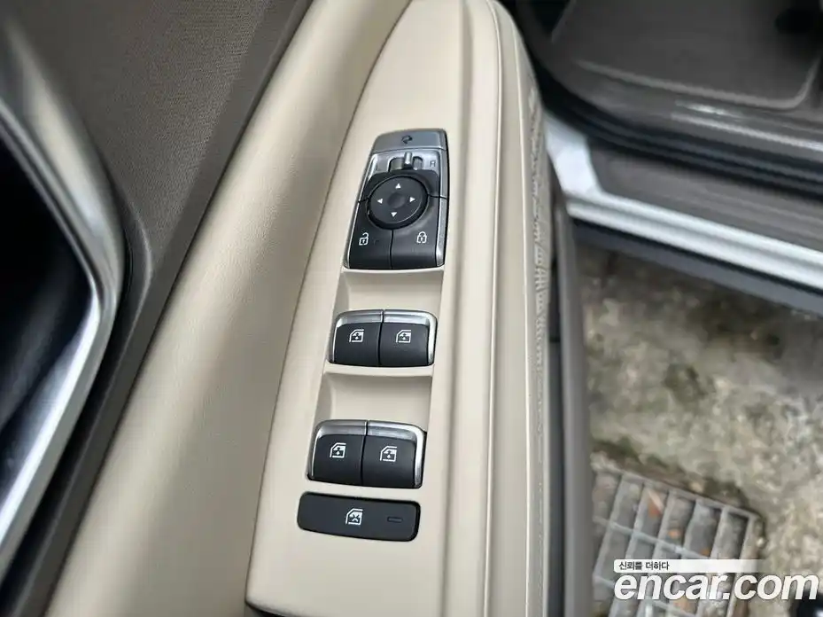 Kia Canival 2026 1.6 Автомат в Москве № 123400, фото 9