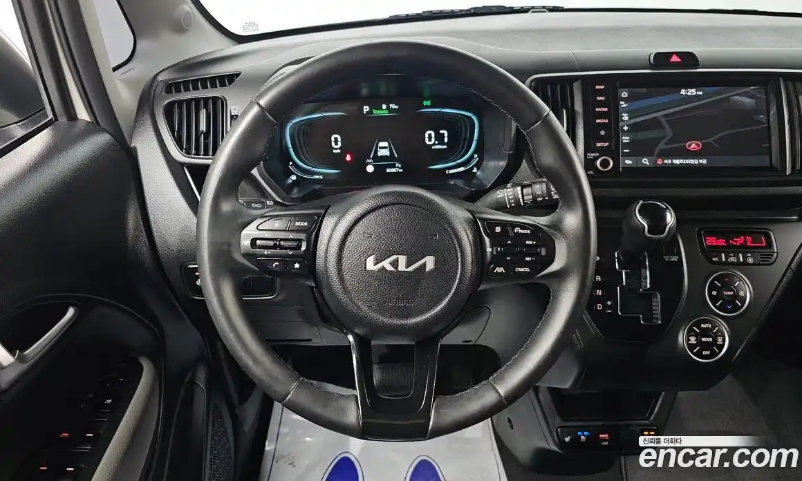 Kia Ray 2024 1.0 Автомат в Москве № 124239, фото 17