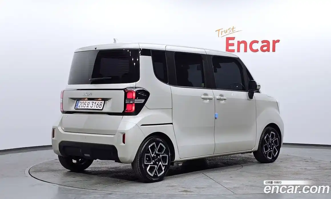 Kia Ray 2024 1.0 Автомат в Москве № 124239, фото 19