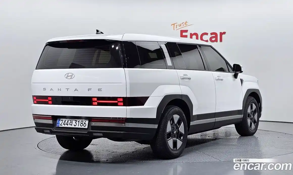 Hyundai Santa Fe 2024 1.6 Автомат в Москве № 125898, фото 11