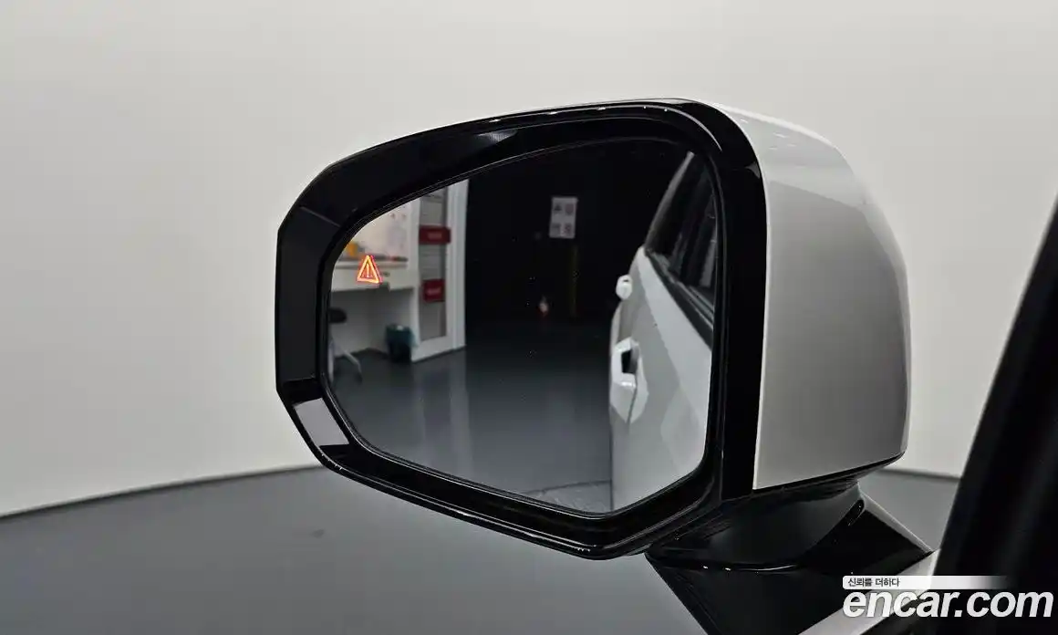 Hyundai Santa Fe 2024 1.6 Автомат в Москве № 125898, фото 3