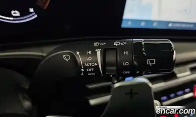 Hyundai Santa Fe 2024 1.6 Автомат в Москве № 125898, миниатюра 9