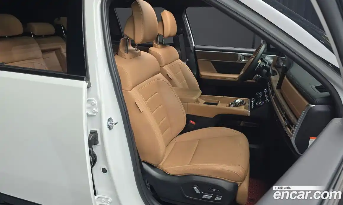 Hyundai Santa Fe 2024 1.6 Автомат в Москве № 126678, фото 13