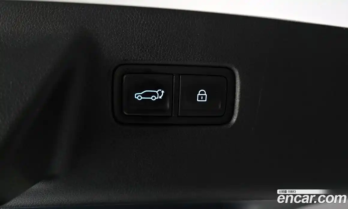 Hyundai Santa Fe 2024 1.6 Автомат в Москве № 126678, фото 14