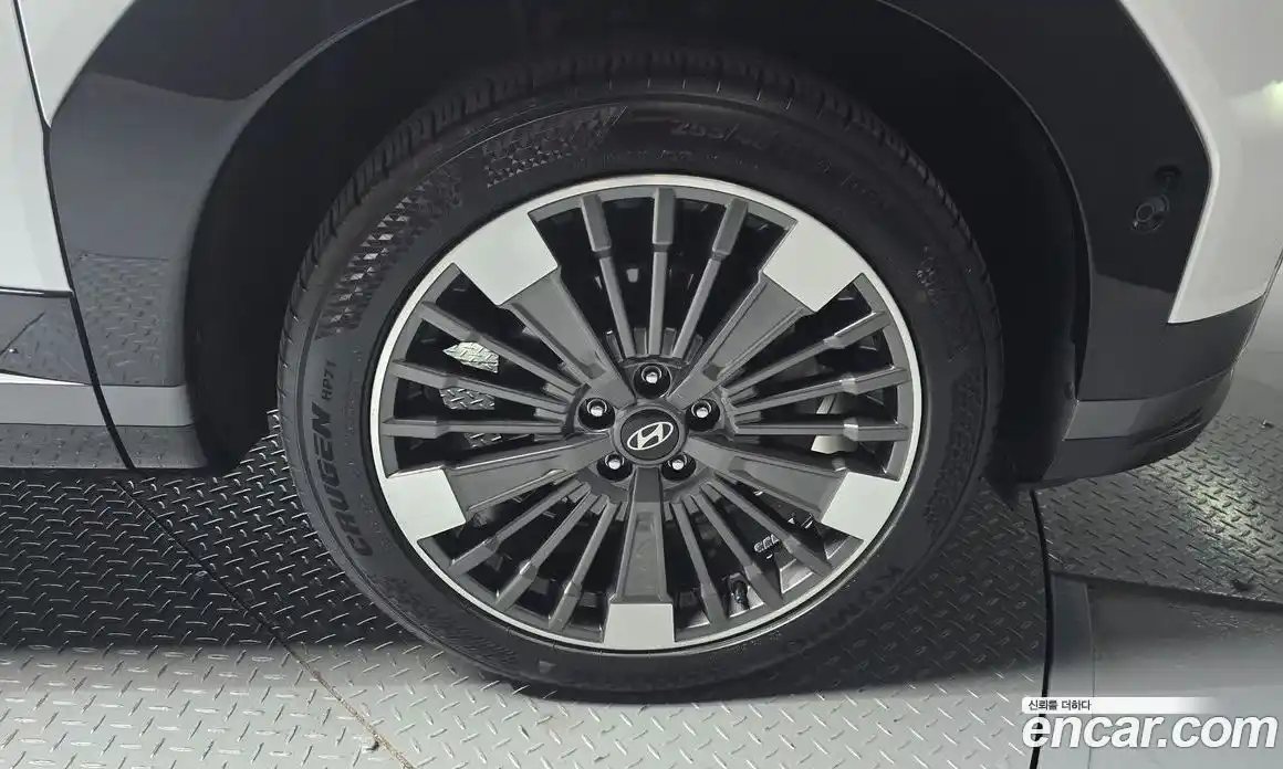 Hyundai Santa Fe 2024 1.6 Автомат в Москве № 126678, фото 6