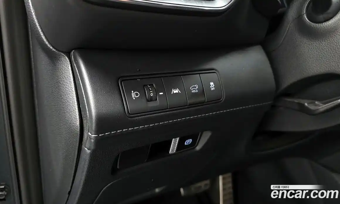 Hyundai Santa Fe 2023 1.6 Автомат в Москве № 127148, фото 18