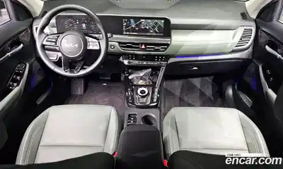 Kia Seltos 2025 1.6 Автомат в Москве № 127638, миниатюра 4