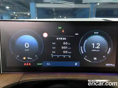 Hyundai Santa Fe 2024 1.6 Автомат в Москве № 128225, миниатюра 8