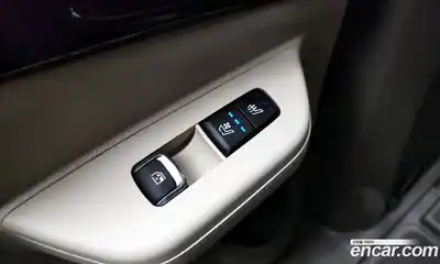 Kia Canival 2025 3.5 Автомат в Москве № 131585, миниатюра 10