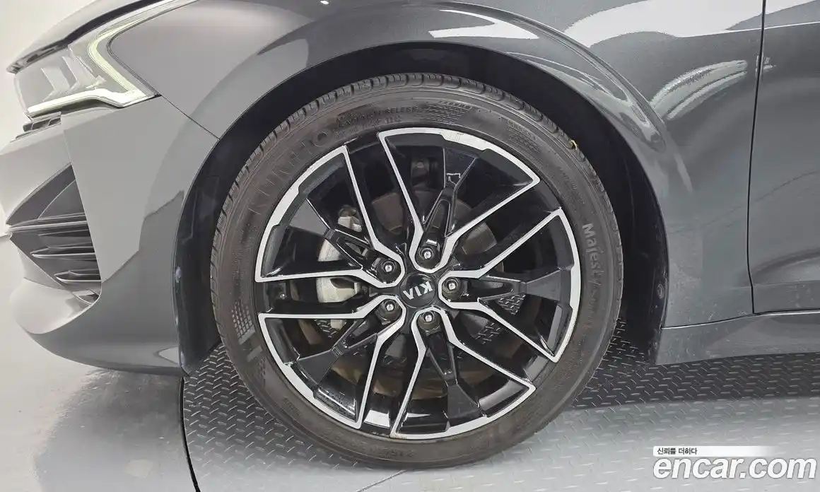 Kia K5 2020 1.6 Автомат в Москве № 133356, фото 19