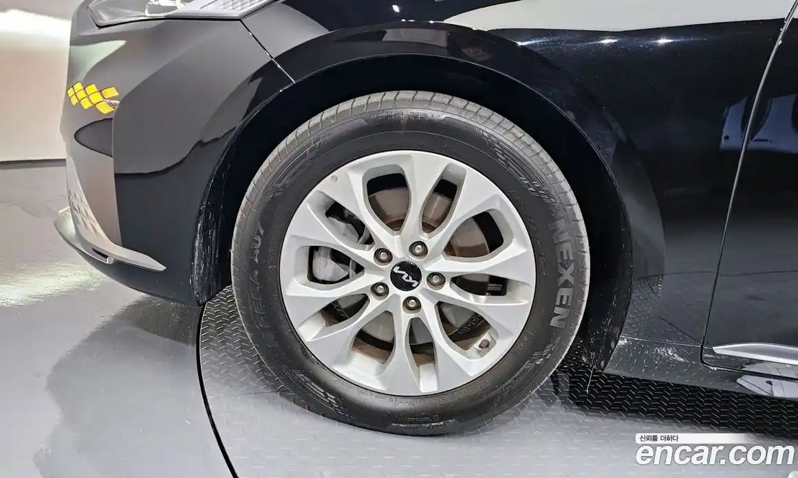 Kia K8 2022 2.5 Автомат в Москве № 134074, фото 15