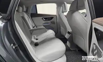 Mercedes-Benz EQE 2023 0.3 Автомат в Москве № 136308, миниатюра 6