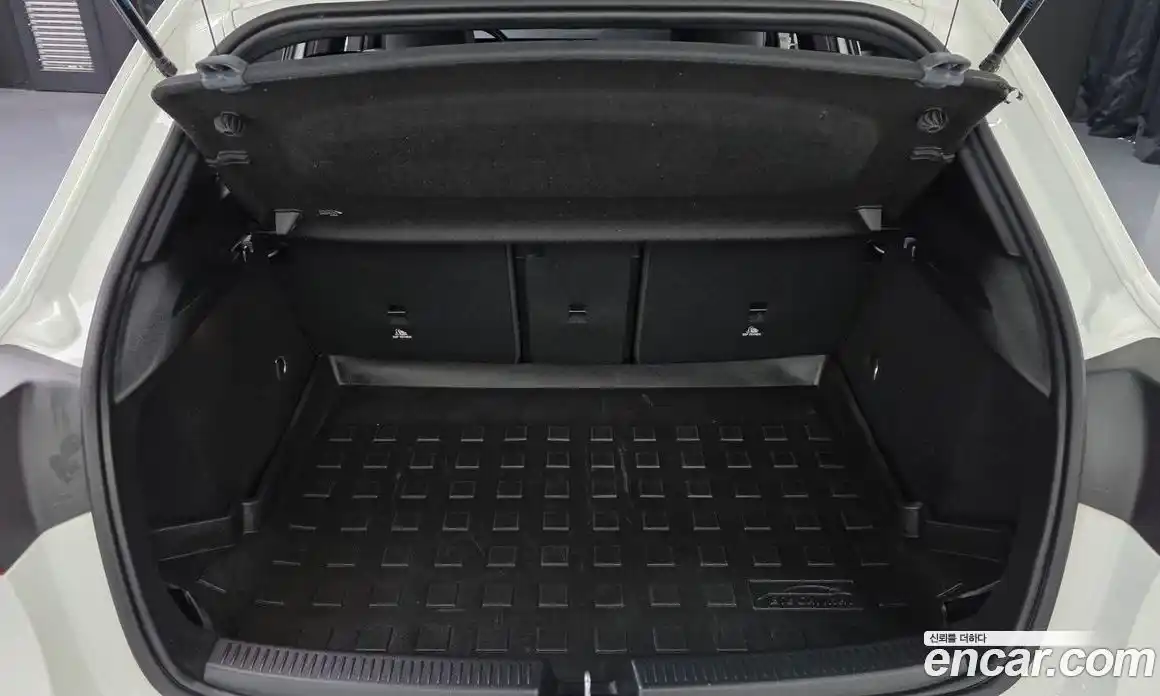 Mercedes-Benz A-Class 2022 2.0 Автомат в Москве № 137125, фото 14