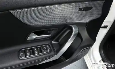 Mercedes-Benz A-Class 2022 2.0 Автомат в Москве № 137125, миниатюра 9