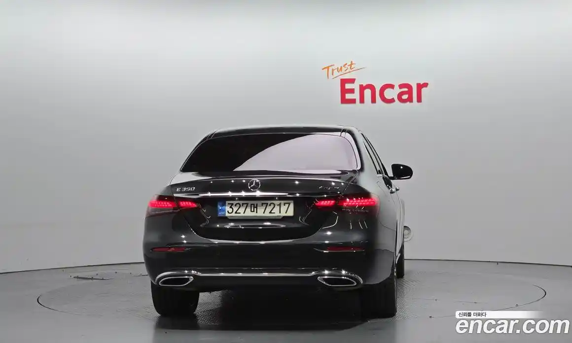 Mercedes-Benz E-Class 2023 2.0 Автомат в Москве № 137513, фото 4