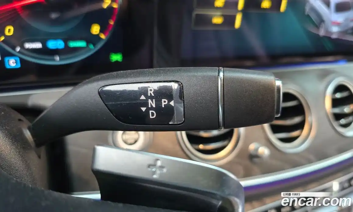 Mercedes-Benz E-Class 2023 2.0 Автомат в Москве № 137513, фото 9