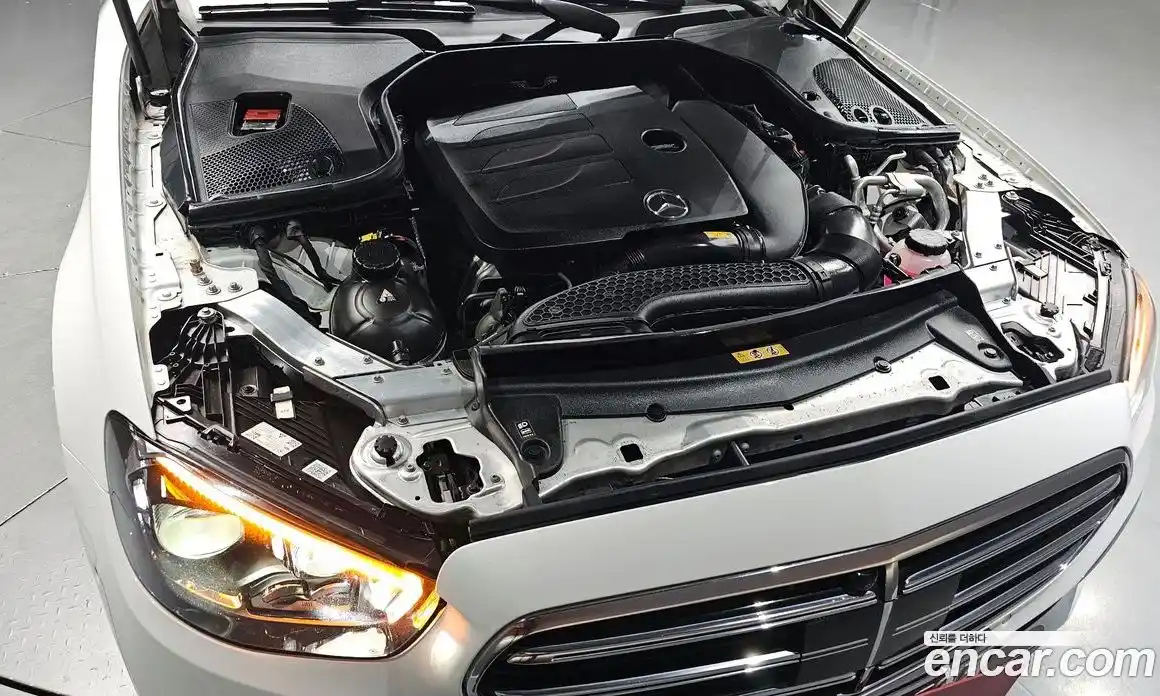 Mercedes-Benz E-Class 2023 2.0 Автомат в Москве № 142350, фото 14