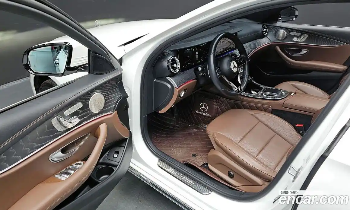 Mercedes-Benz E-Class 2023 2.0 Автомат в Москве № 142350, фото 19