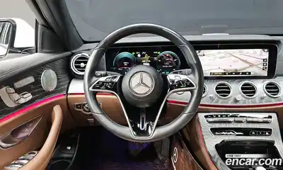 Mercedes-Benz E-Class 2023 2.0 Автомат в Москве № 142350, миниатюра 4