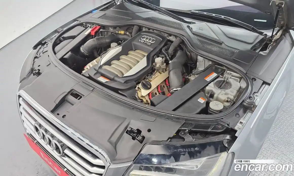 Audi A8 2012 4.2 Автомат в Москве № 147209, фото 9