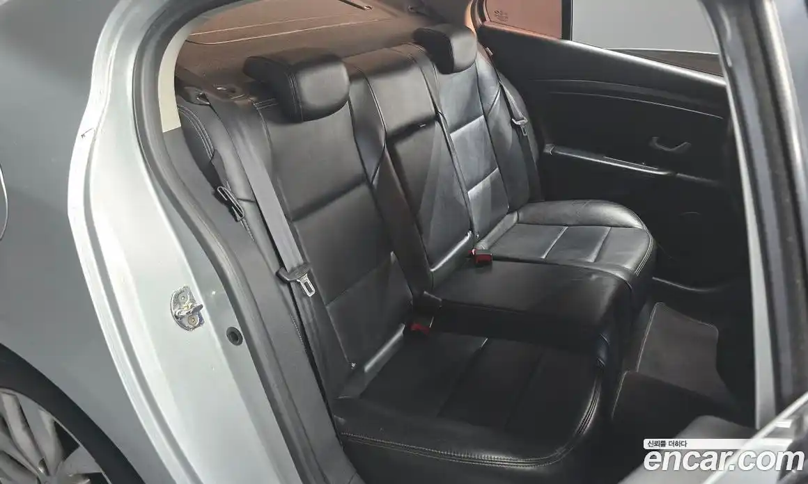 Renault SM3 2011 1.6 Автомат в Москве № 147919, фото 12