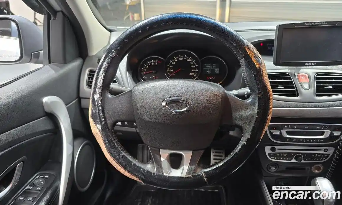 Renault SM3 2011 1.6 Автомат в Москве № 147919, фото 14