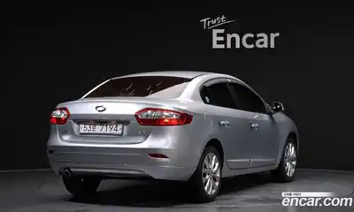 Renault SM3 2011 1.6 Автомат в Москве № 147919, миниатюра 2