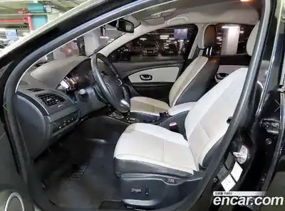 Renault SM3 2017 1.6 Автомат в Москве № 152210, миниатюра 6