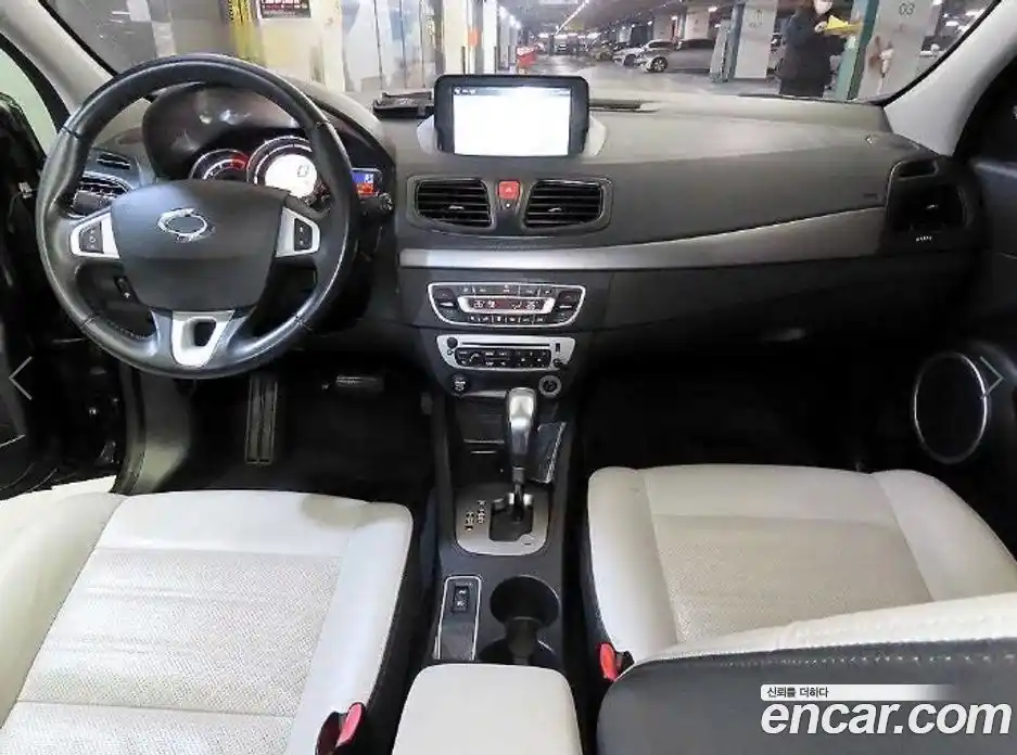 Renault SM3 2017 1.6 Автомат в Москве № 152210, фото 10