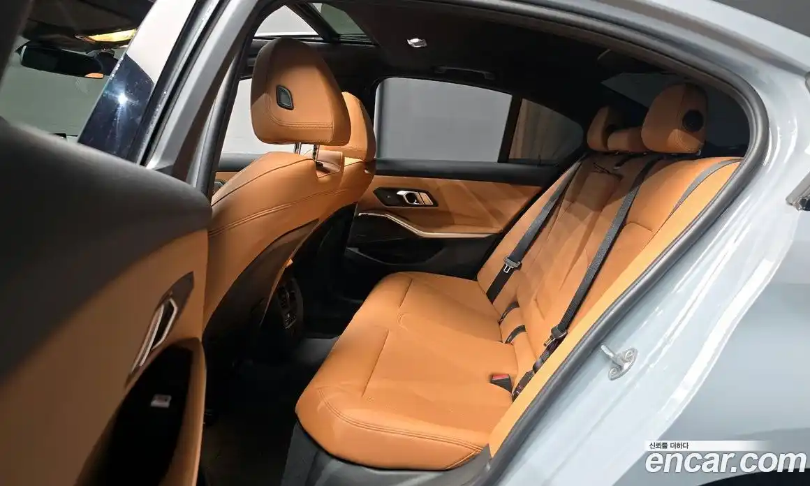 BMW 3-Series 2023 2.0 Автомат в Москве № 154874, фото 14