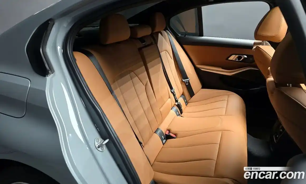 BMW 3-Series 2023 2.0 Автомат в Москве № 154874, фото 17