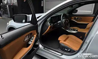 BMW 3-Series 2023 2.0 Автомат в Москве № 154874, миниатюра 9