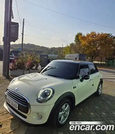 Mini Cooper, 2018