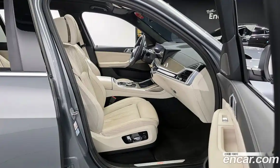 BMW X7 2023 3.0 Автомат в Москве № 157823, фото 4