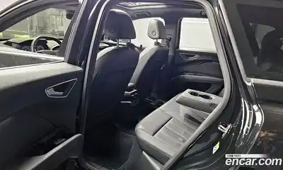 Audi Q4 e-tron 2023 0.2 Автомат в Москве № 158660, миниатюра 11