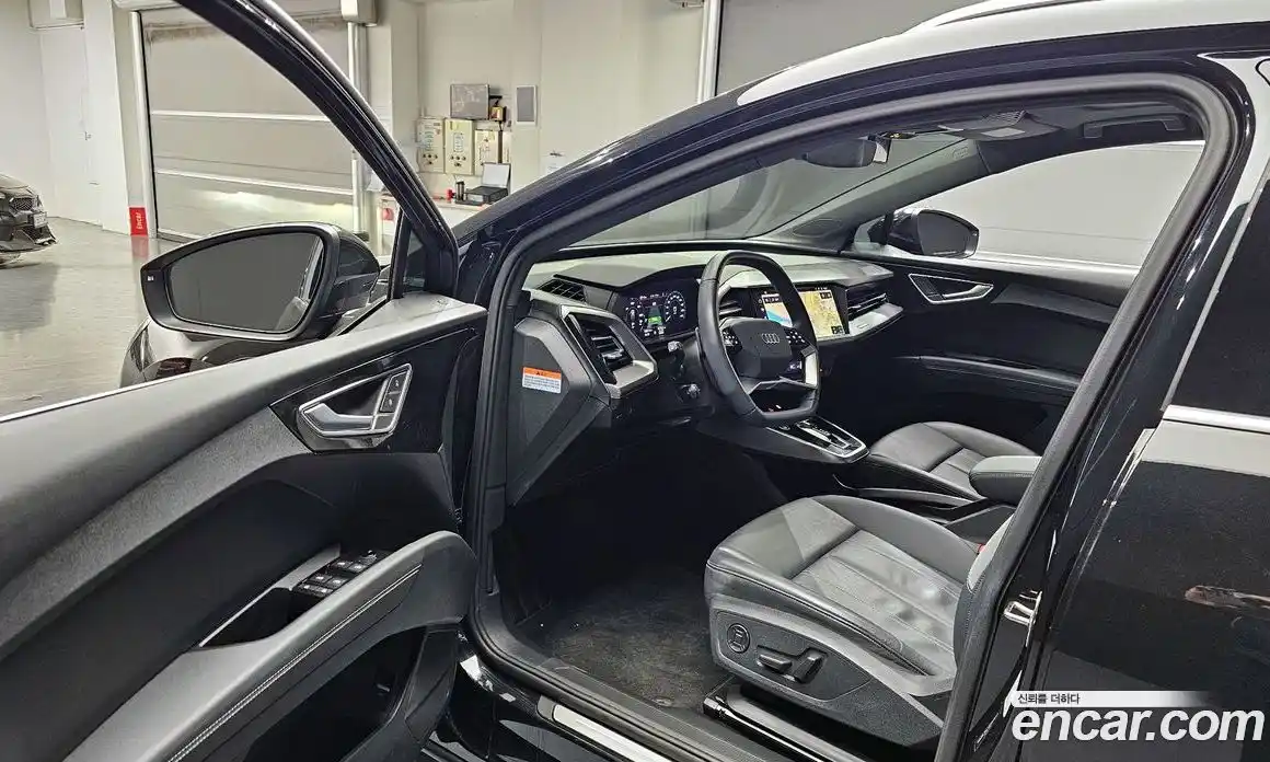 Audi Q4 e-tron 2023 0.2 Автомат в Москве № 158660, фото 10