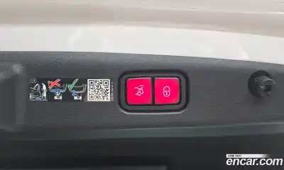 Mercedes-Benz E-Class, 2024