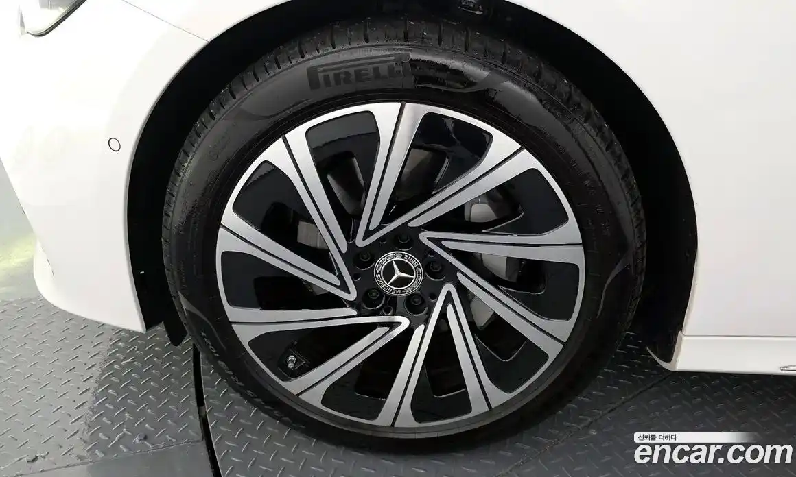 Mercedes-Benz E-Class 2024 2.0 Автомат в Москве № 160018, фото 15