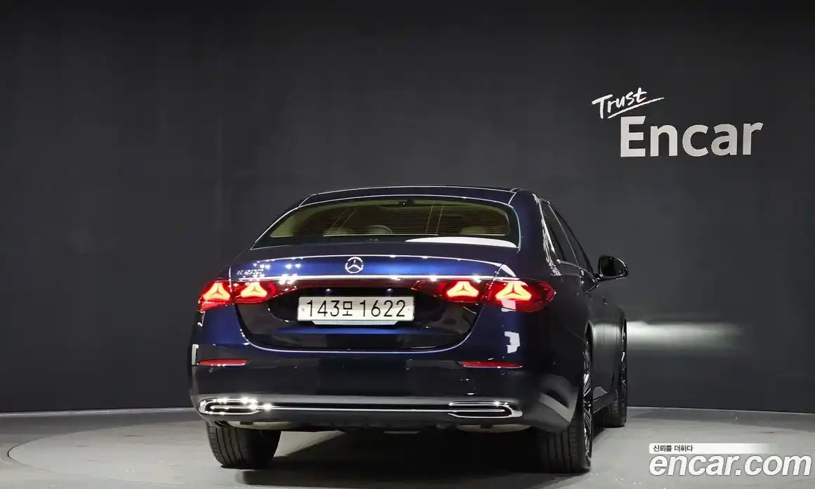 Mercedes-Benz E-Class 2024 2.0 Автомат в Москве № 160232, фото 17