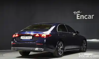 Mercedes-Benz E-Class 2024 2.0 Автомат в Москве № 160232, миниатюра 2