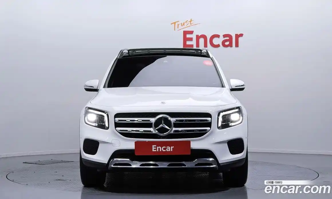 Mercedes-Benz GLB-Class 2021 2.0 Автомат в Москве № 160892, фото 3