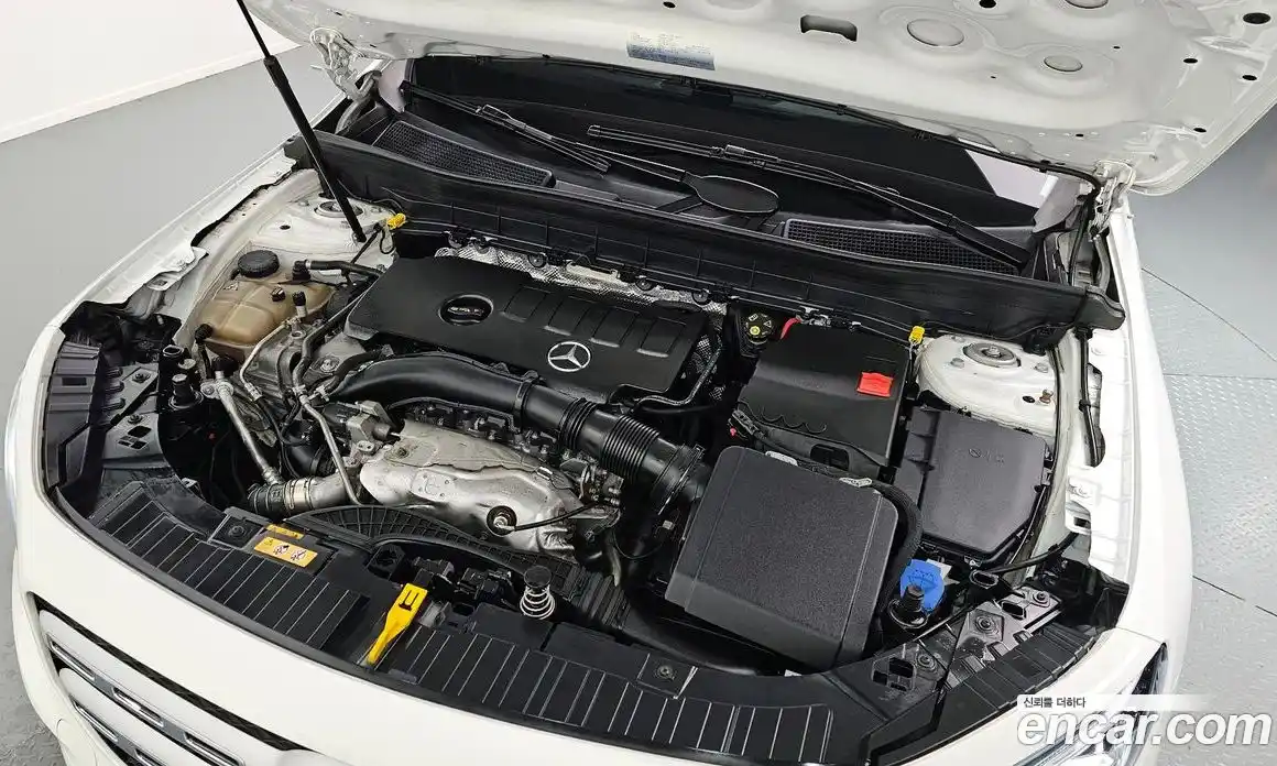 Mercedes-Benz GLB-Class 2021 2.0 Автомат в Москве № 160892, фото 6