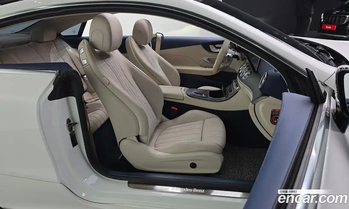 Mercedes-Benz E-Class 2023 2.0 Автомат в Москве № 161281, фото 12