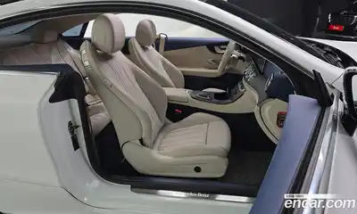 Mercedes-Benz E-Class 2023 2.0 Автомат в Москве № 161281, миниатюра 12