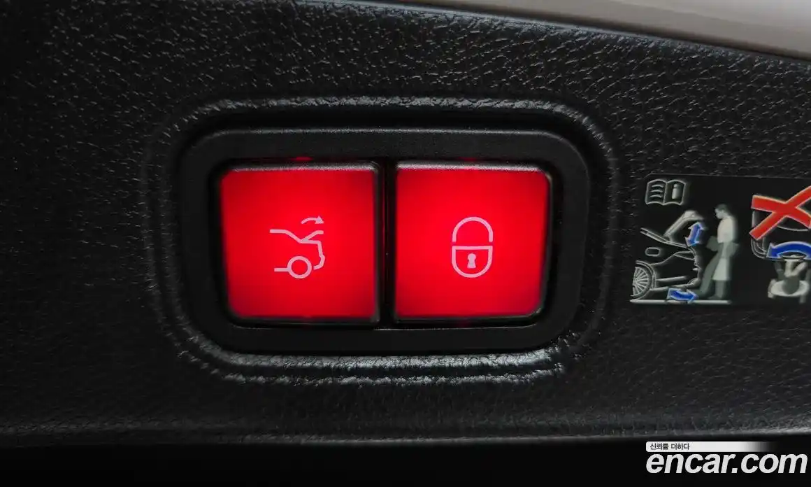 Mercedes-Benz E-Class 2023 2.0 Автомат в Москве № 161281, фото 19