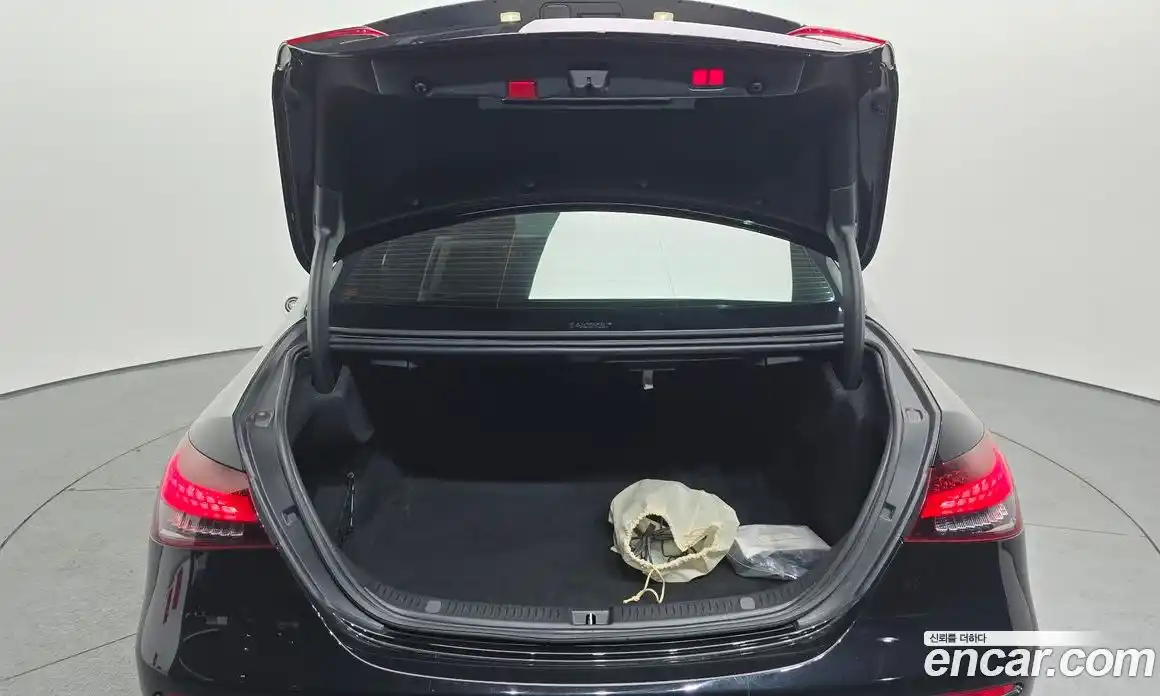 Mercedes-Benz E-Class 2021 3.0 Автомат в Москве № 161657, фото 19