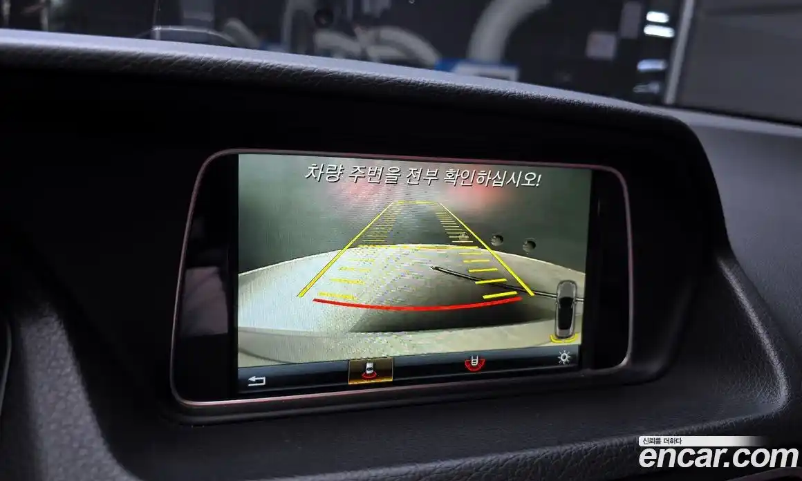 Mercedes-Benz E-Class 2016 2.0 Автомат в Москве № 161751, фото 14