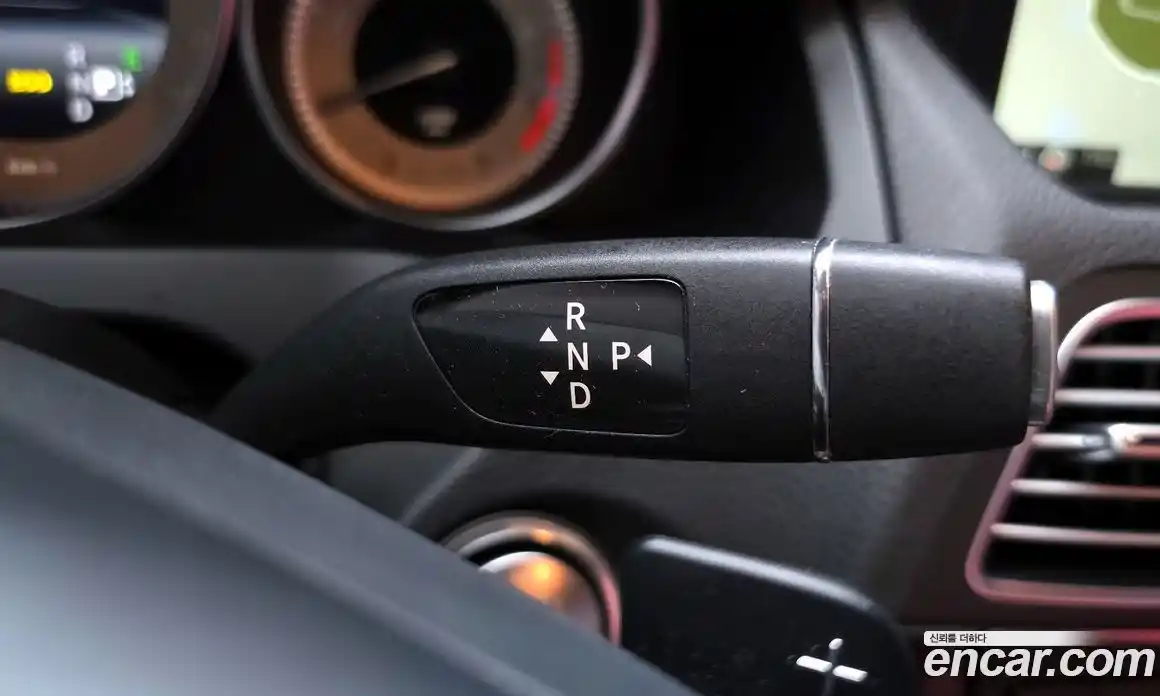 Mercedes-Benz E-Class 2016 2.0 Автомат в Москве № 161751, фото 7